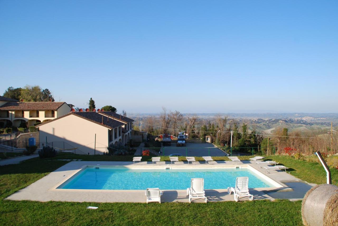 Le Residenze Lägenhet Chianni Exteriör bild